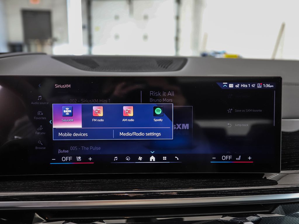 Thumbnail: 2026 BMW X5 - 17