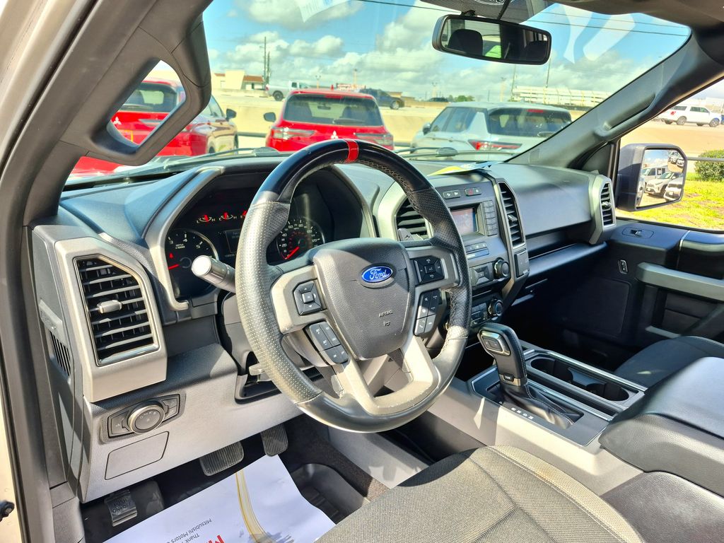 2018 Ford F-150 Raptor - 8