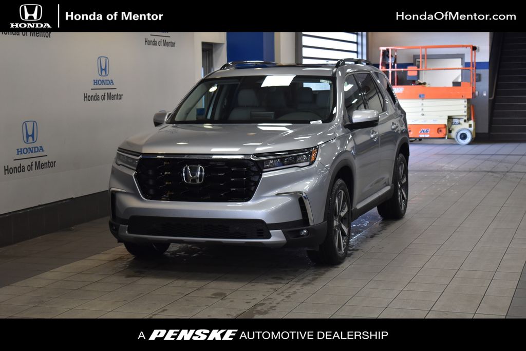 Thumbnail: 2025 Honda Pilot - 1