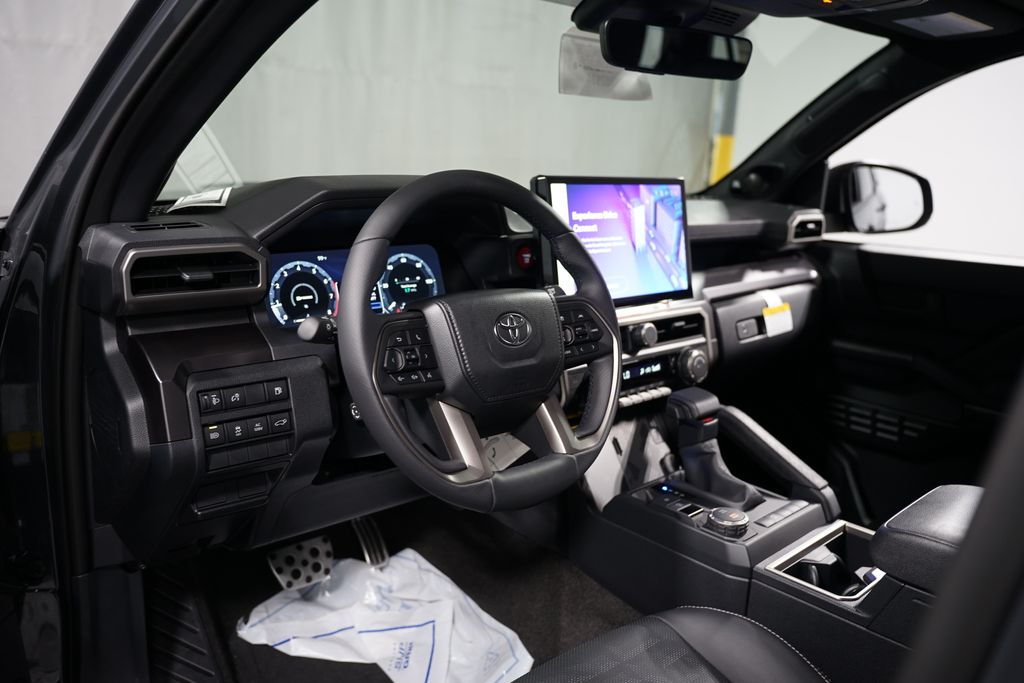 Thumbnail: 2025 Toyota 4Runner - 12