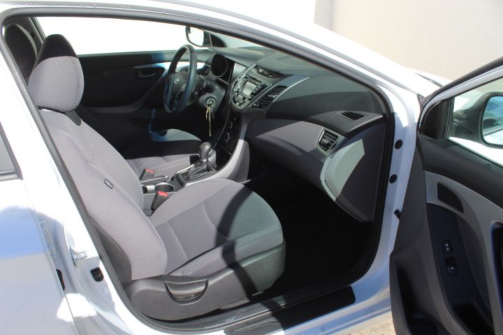 Used Car 2016 Hyundai Elantra  Se For Sale Under $10,000 In Georgetown, Texas