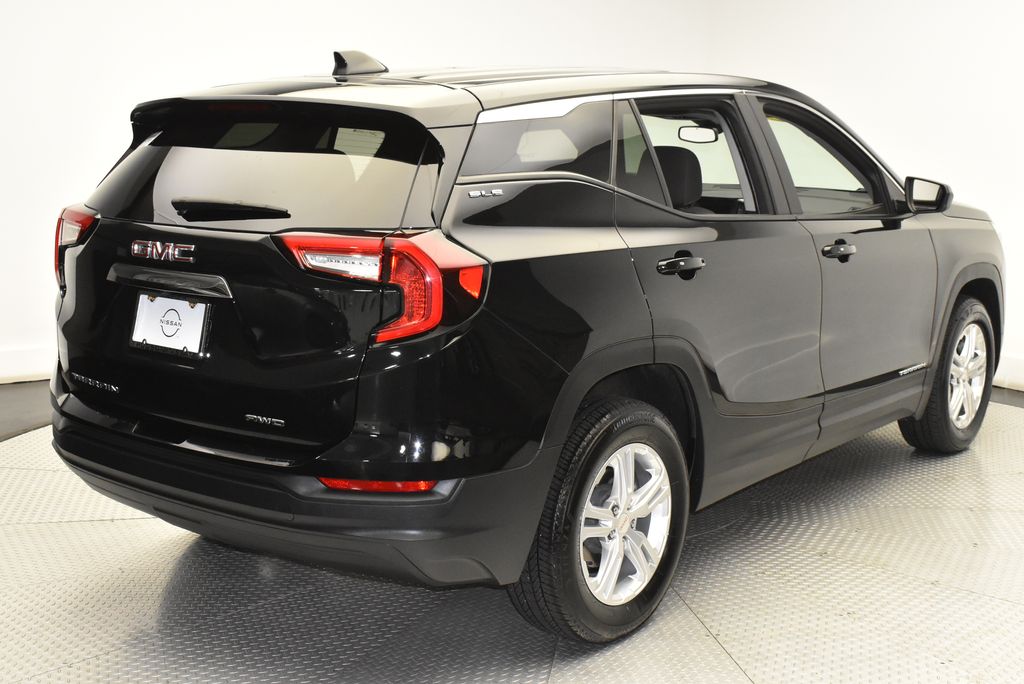 2024 GMC Terrain SLE 5