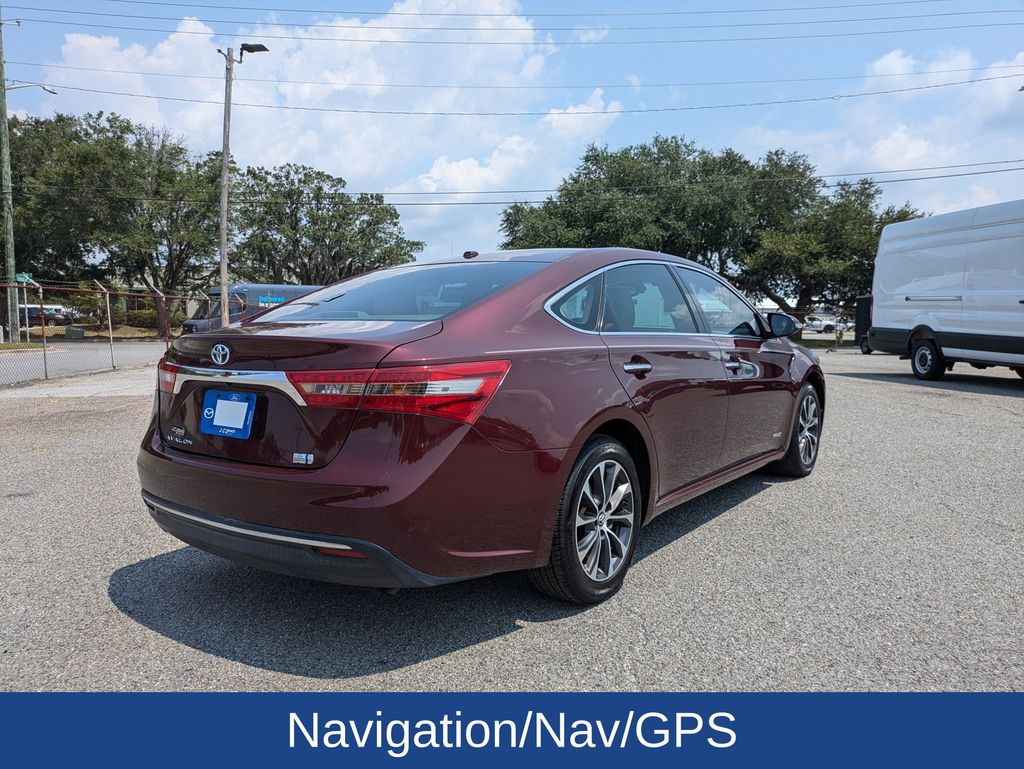 2018 Toyota Avalon Hybrid XLE Premium