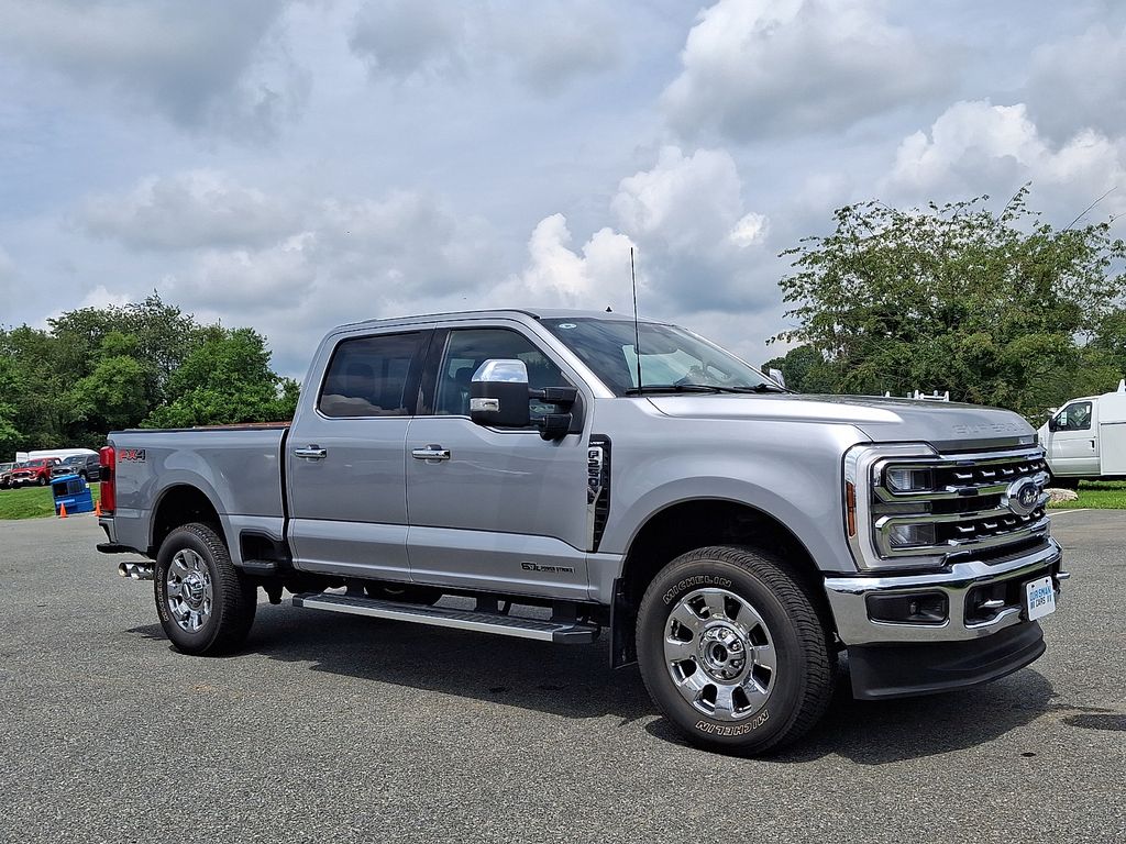 2024 Ford F-250 Super Duty Lariat Crew Cab 4WD