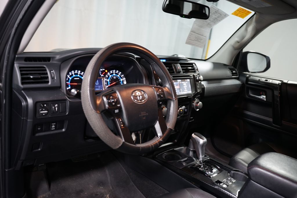 Thumbnail: 2018 Toyota 4Runner - 7