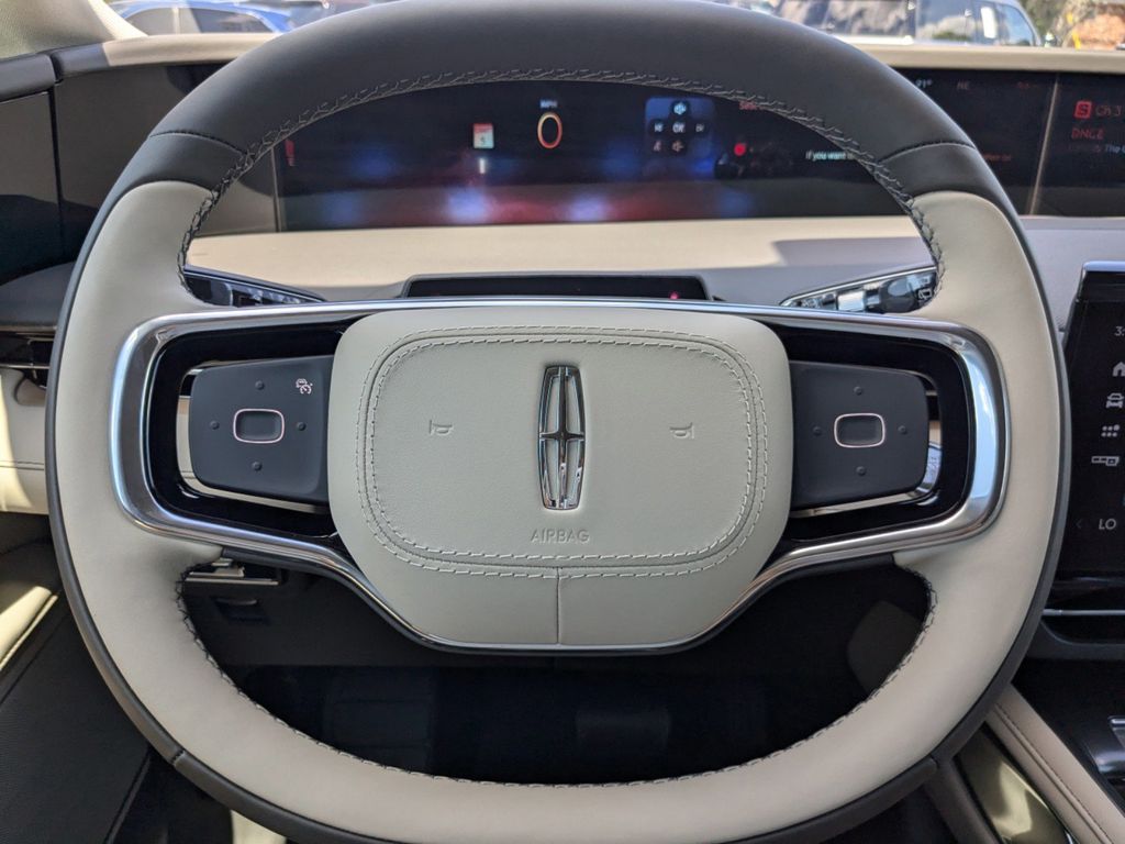 2025 Lincoln Nautilus Hybrid Reserve