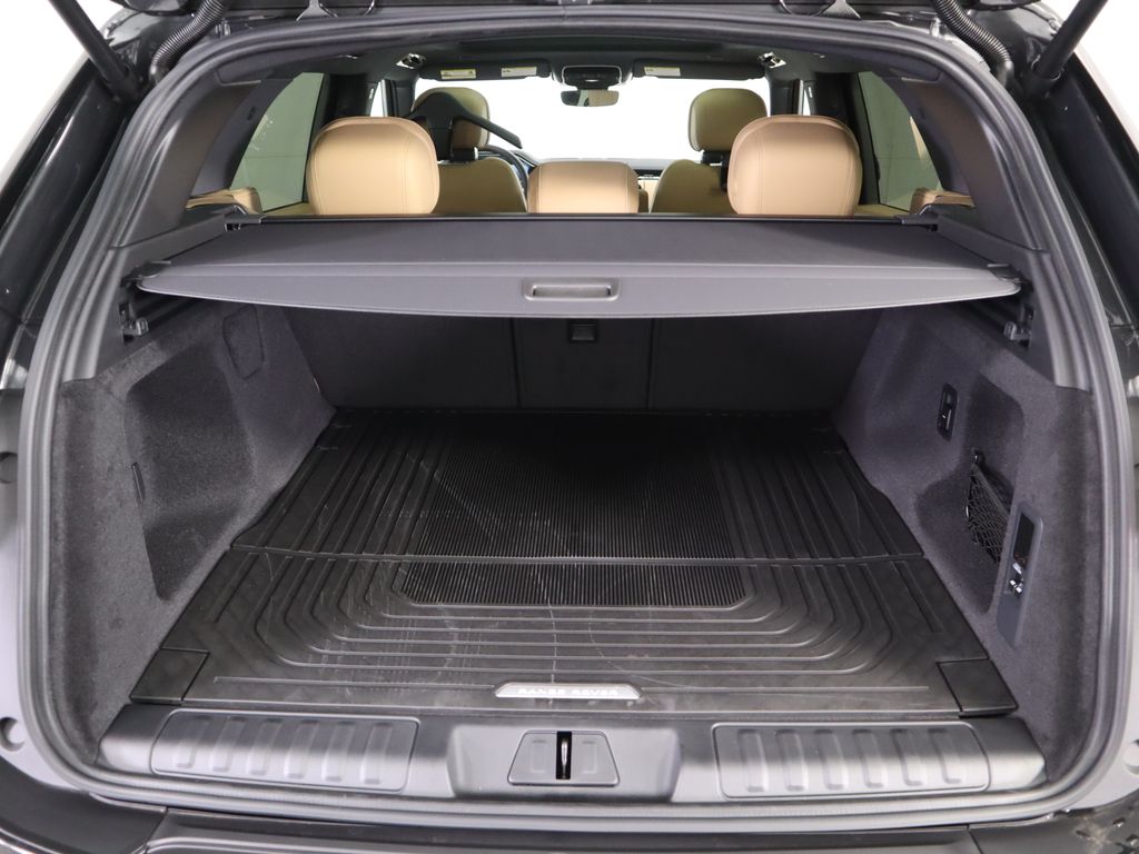 Thumbnail: 2025 Land Rover Range Rover Sport - 29