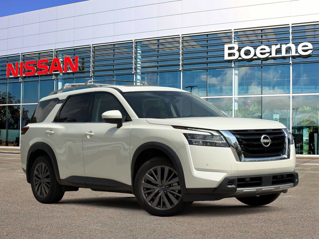 2024 Nissan Pathfinder SL FWD
