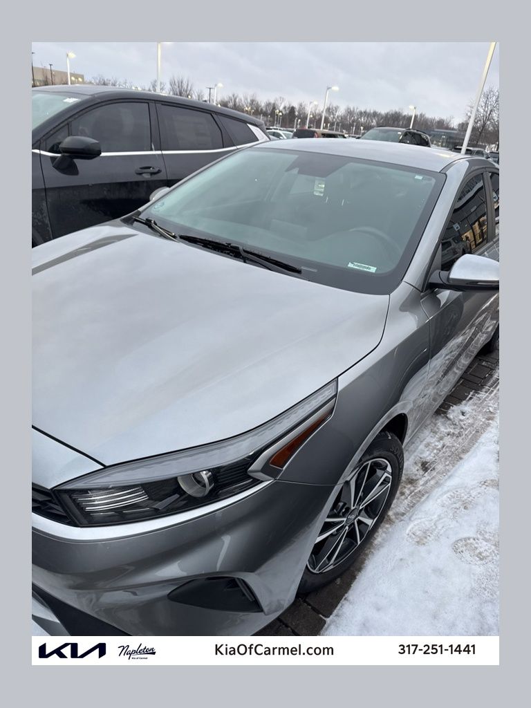2022 Kia Forte LXS FWD