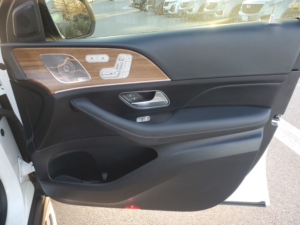 Used Car 2025 Mercedes-benz Gle  Gle 450 For Sale Under $70,000 In Austin, Texas