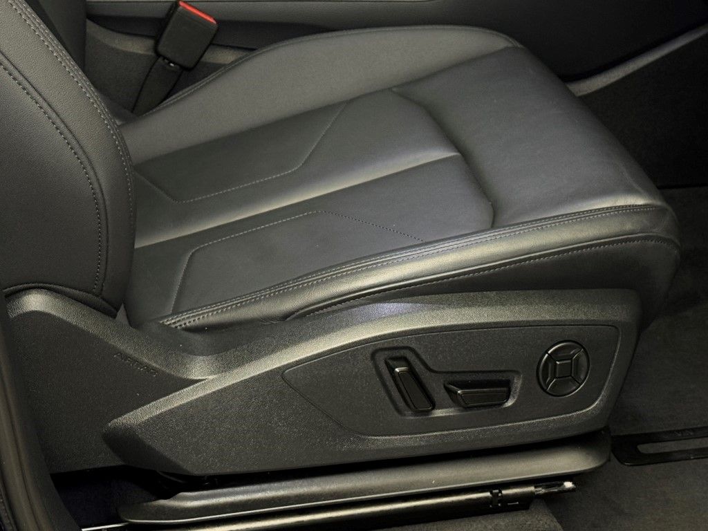 2023 Audi Q3 Premium 17