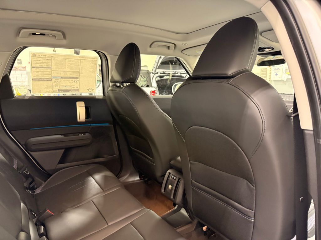 Thumbnail: 2025 MINI Cooper Countryman - 25