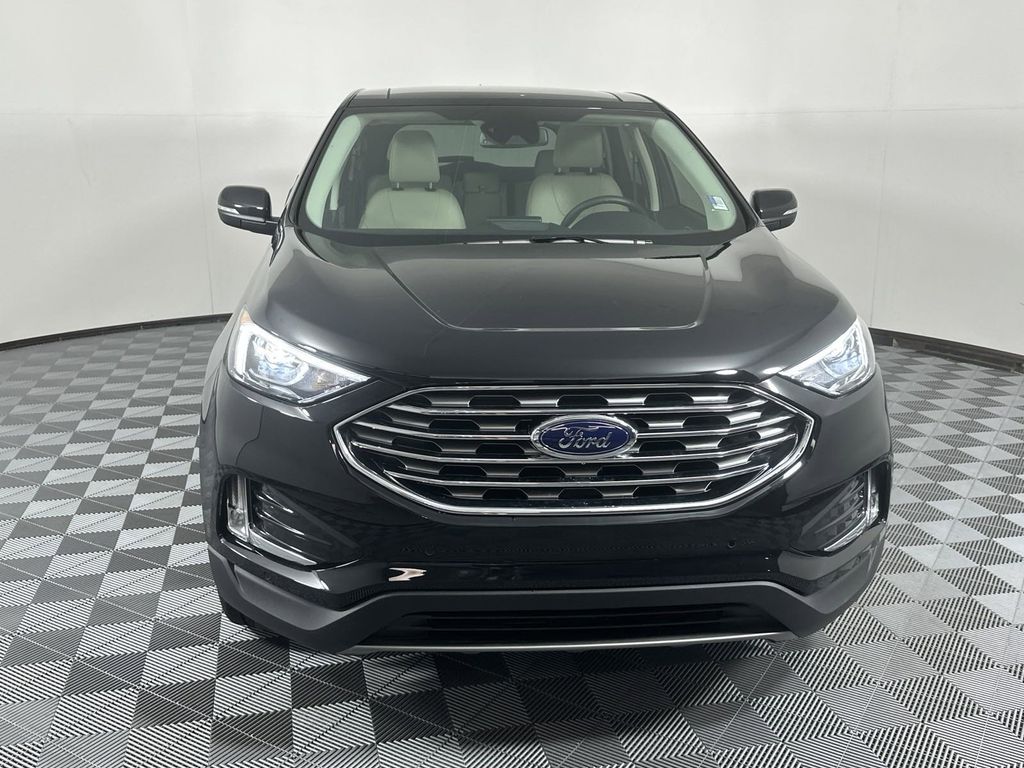 2024 Ford Edge Titanium 2