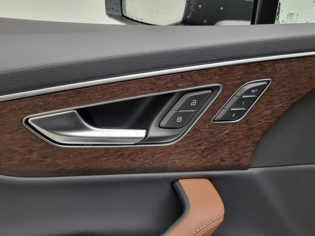 Thumbnail: 2026 Audi Q7 - 31