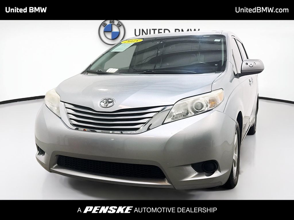2015 Toyota Sienna LE -
                  Roswell, GA