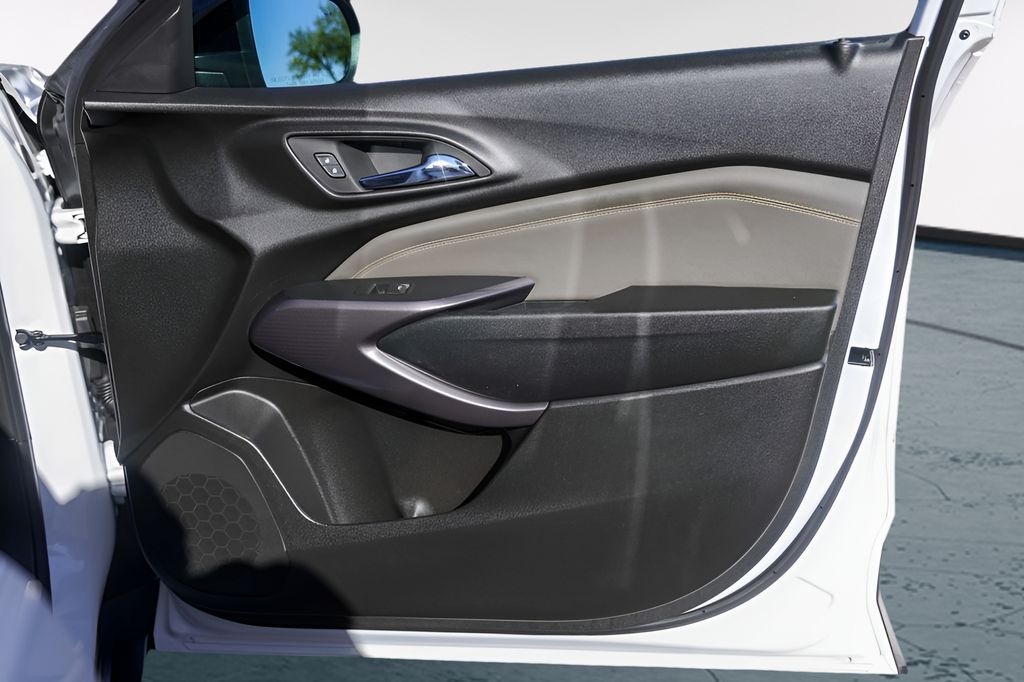 Used Car 2024 Chevrolet Trax  Activ For Sale Under $25,000 In Austin, Texas