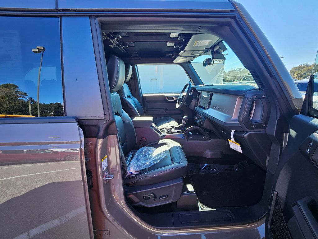 2025 Ford Bronco Outer Banks Gray at Walterboro Ford