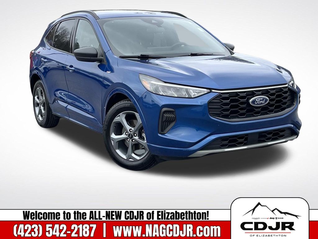 2023 Ford Escape ST-Line FWD
