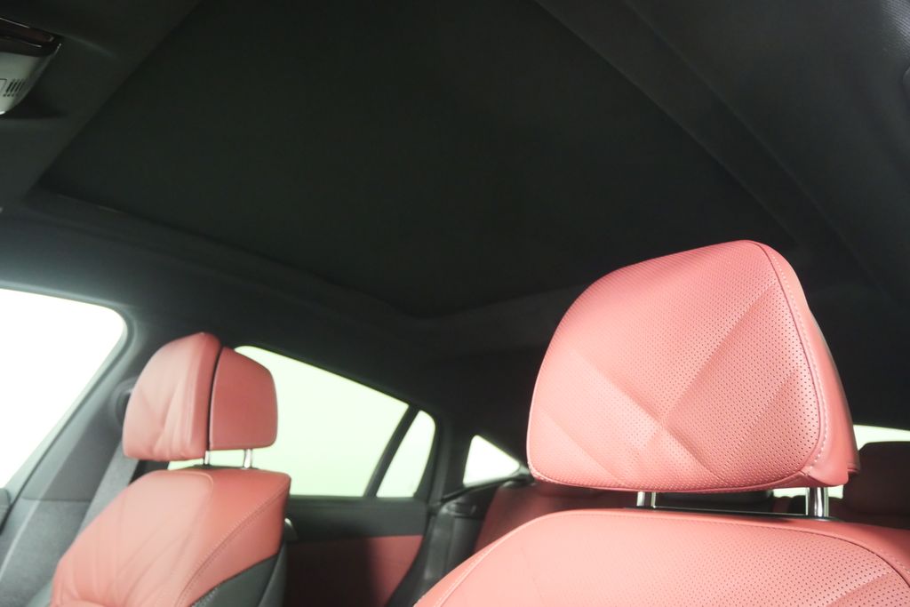 Thumbnail: 2026 BMW X6 - 12