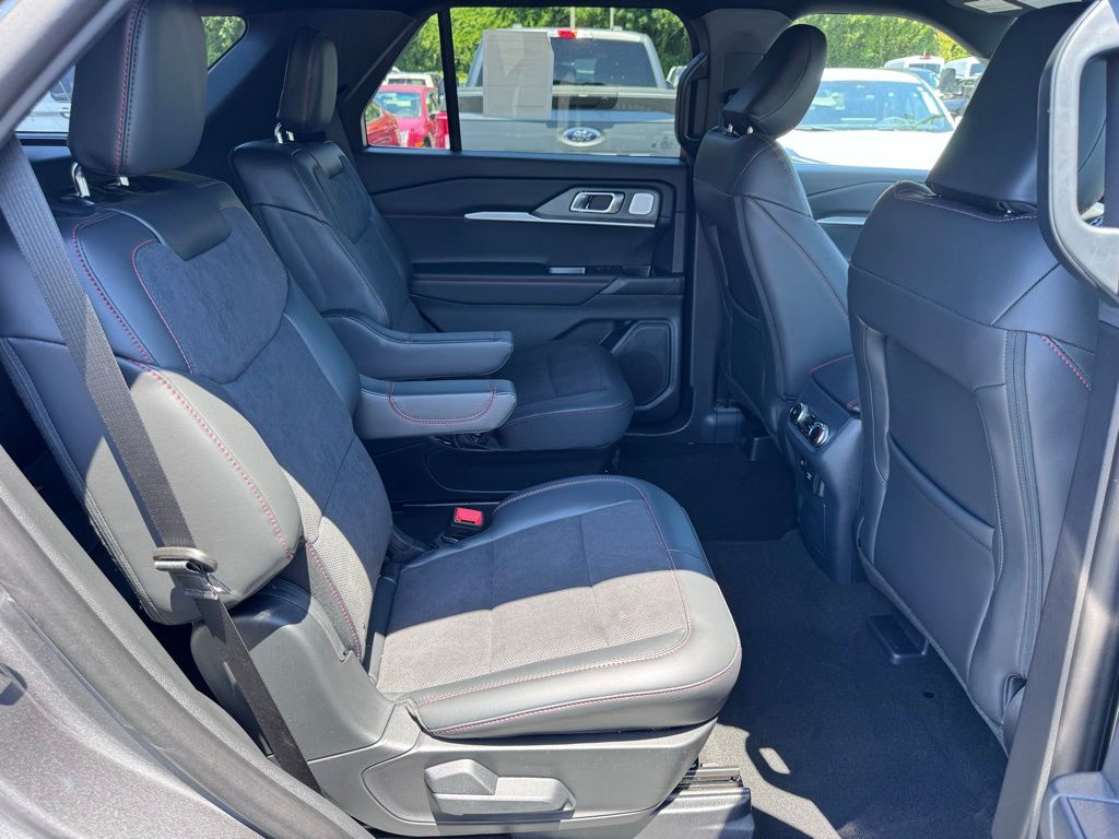 FordExplorer29
