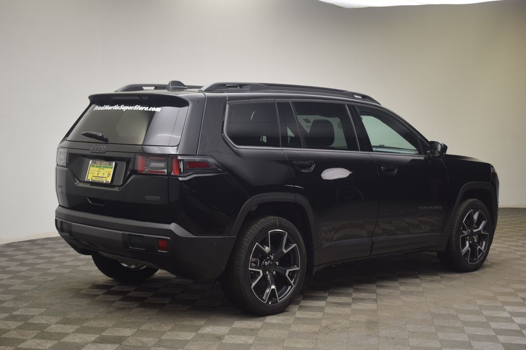 new 2026 Jeep Cherokee car, priced at $45,653