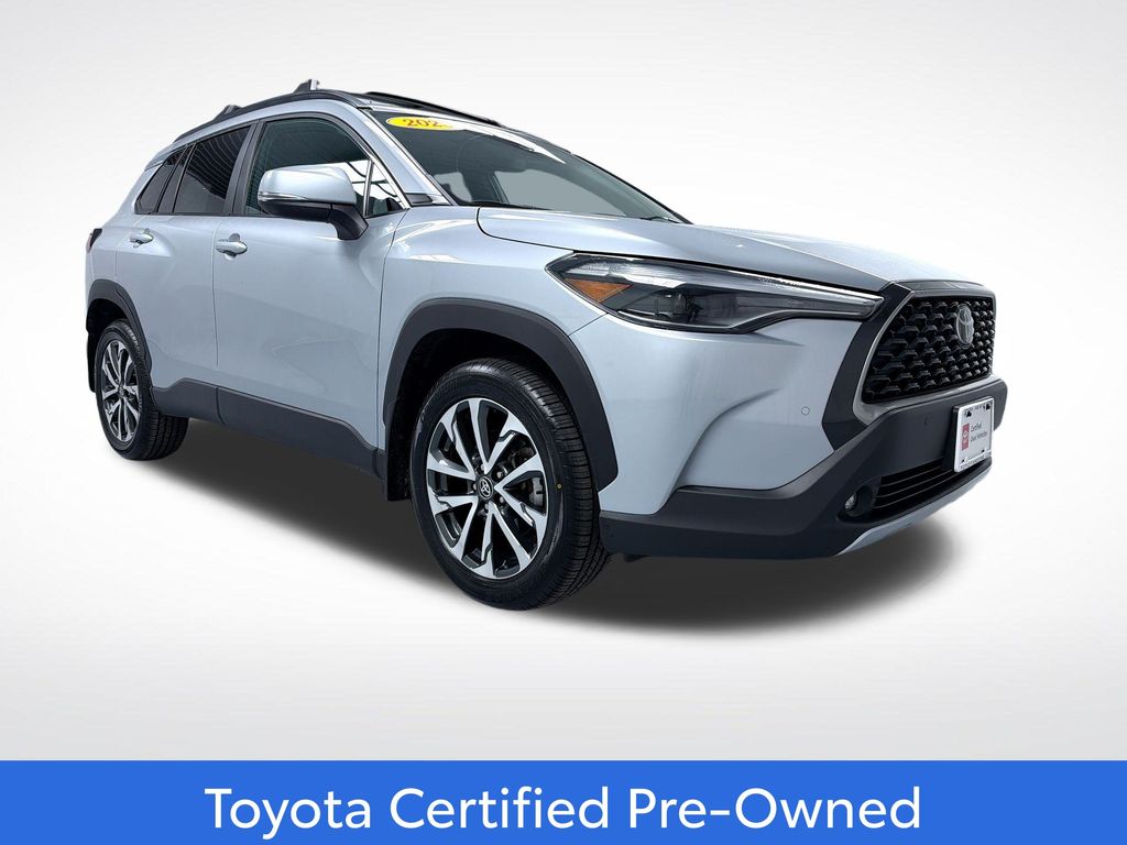 2023 Toyota Corolla Cross XLE