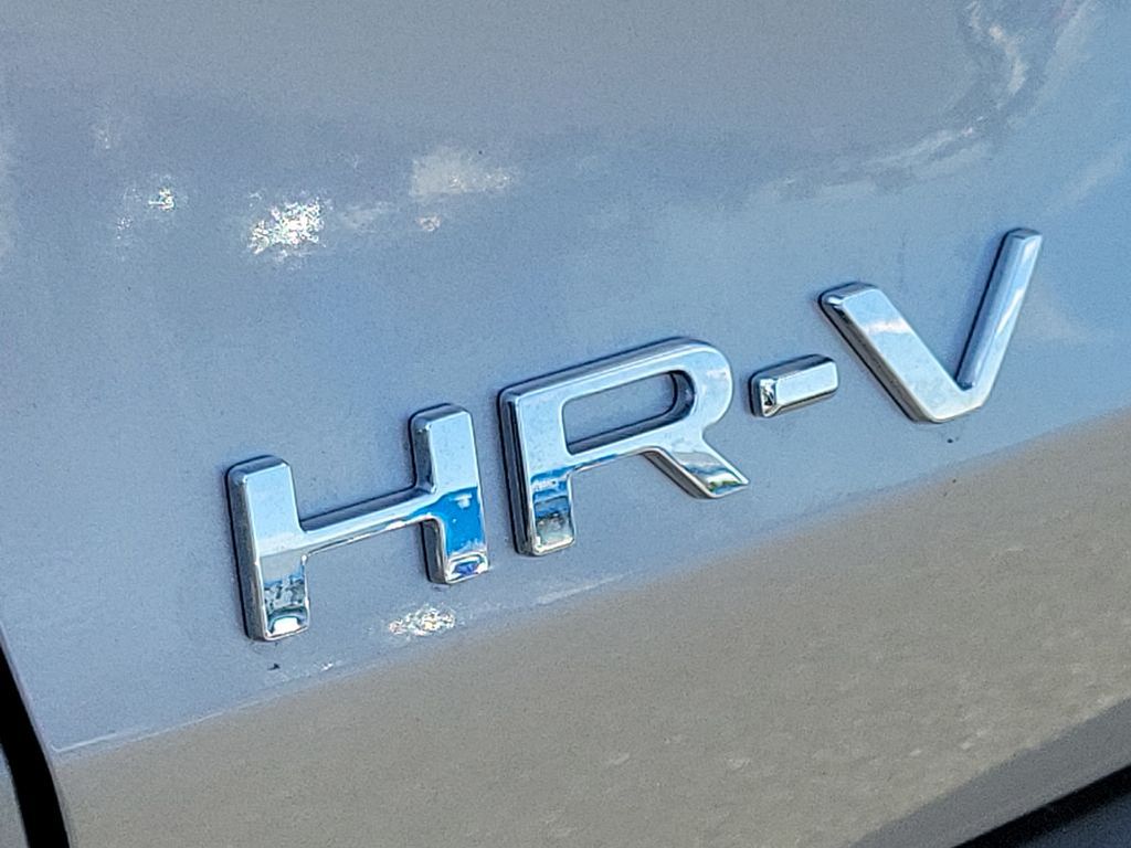 2025 Honda HR-V LX 5