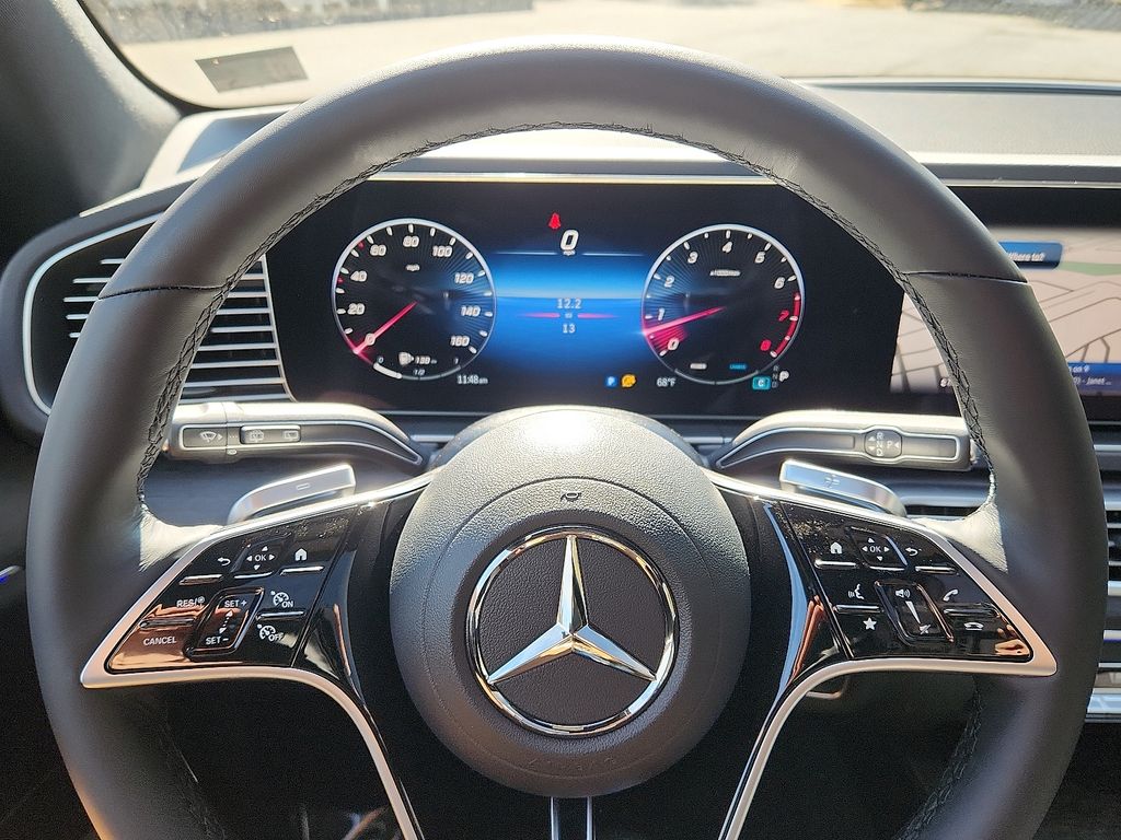 Thumbnail: 2026 Mercedes-Benz GLE - 14