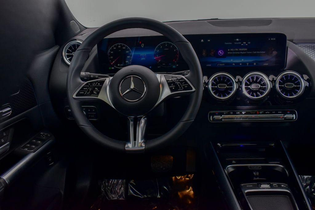 Thumbnail: 2026 Mercedes-Benz GLA - 18