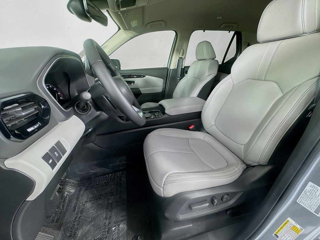 New Car 2025 Honda Pilot  Ex-l For Sale In Austin, Texas