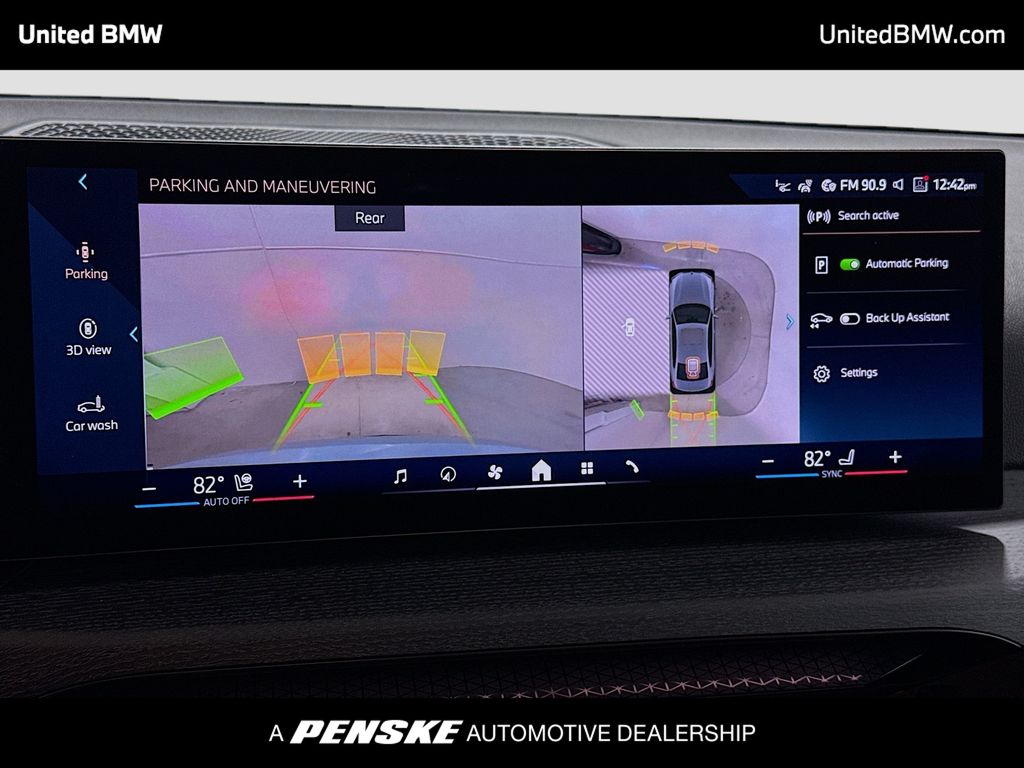 Thumbnail: 2026 BMW 3 Series - 9