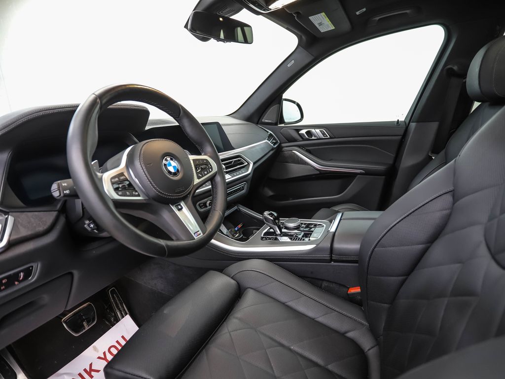 Thumbnail: 2023 BMW X5 - 10