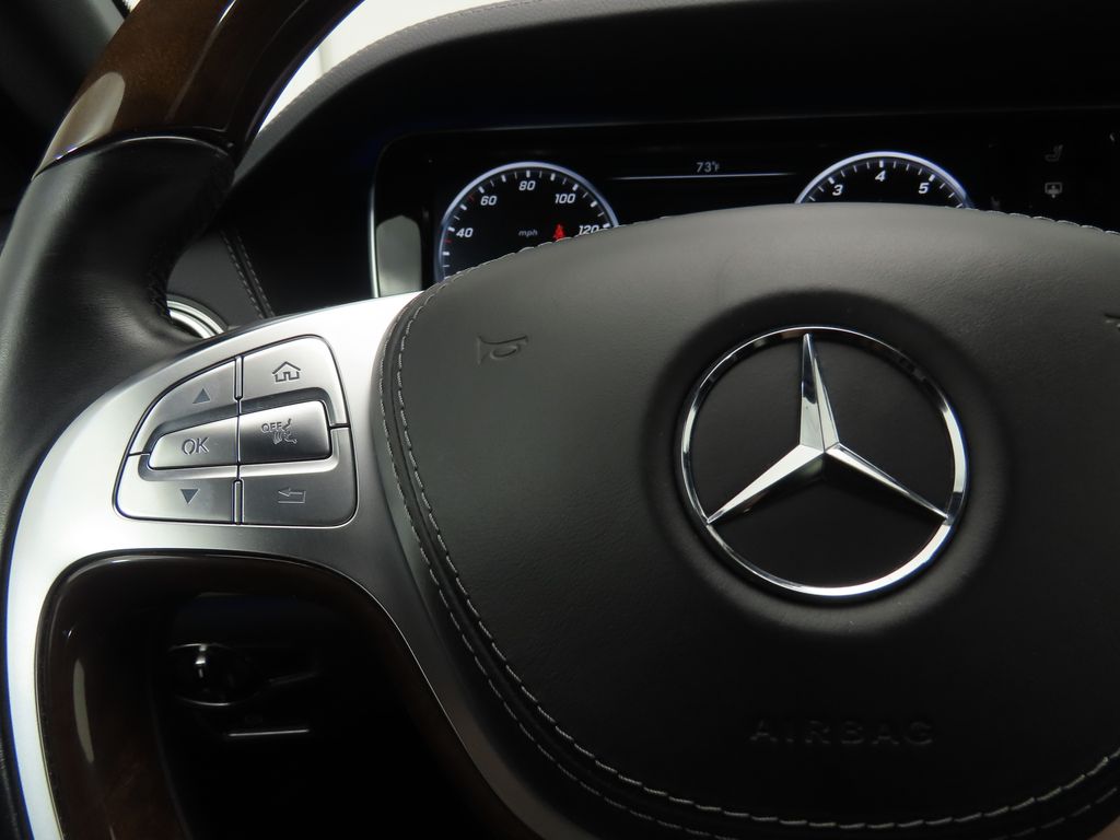 Thumbnail: 2016 Mercedes-Benz S-Class - 11