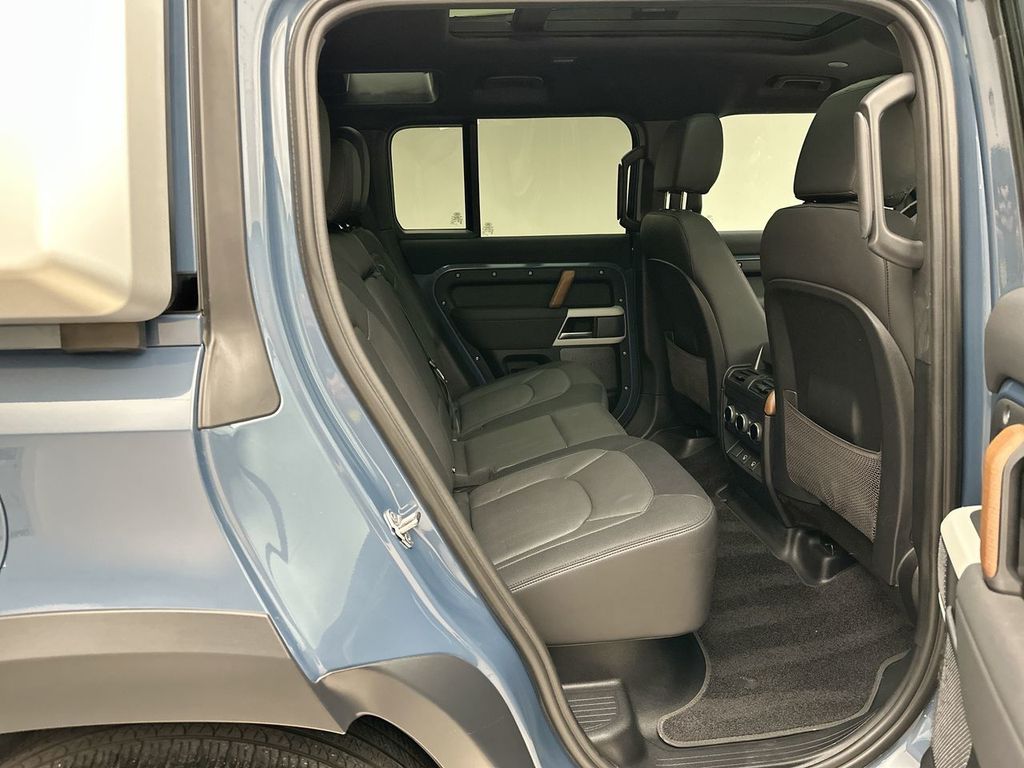 Thumbnail: 2023 Land Rover Defender - 19