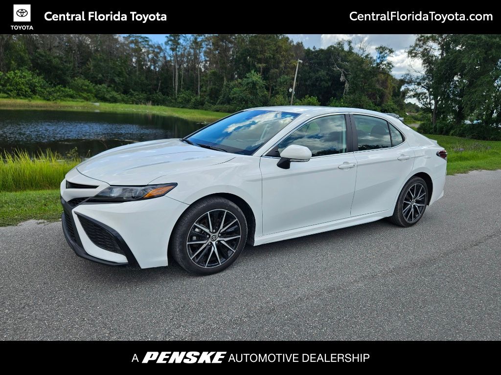 2023 Toyota Camry SE -
                Orlando, FL