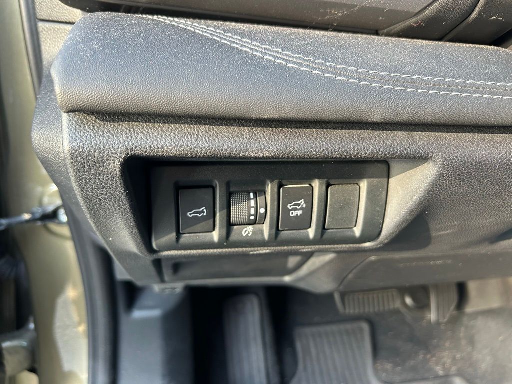 Thumbnail: 2020 Subaru Outback - 20