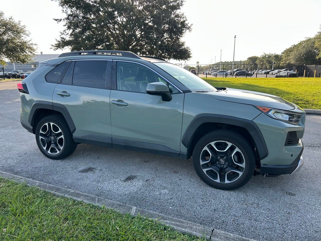 Thumbnail: 2021 Toyota RAV4 - 7