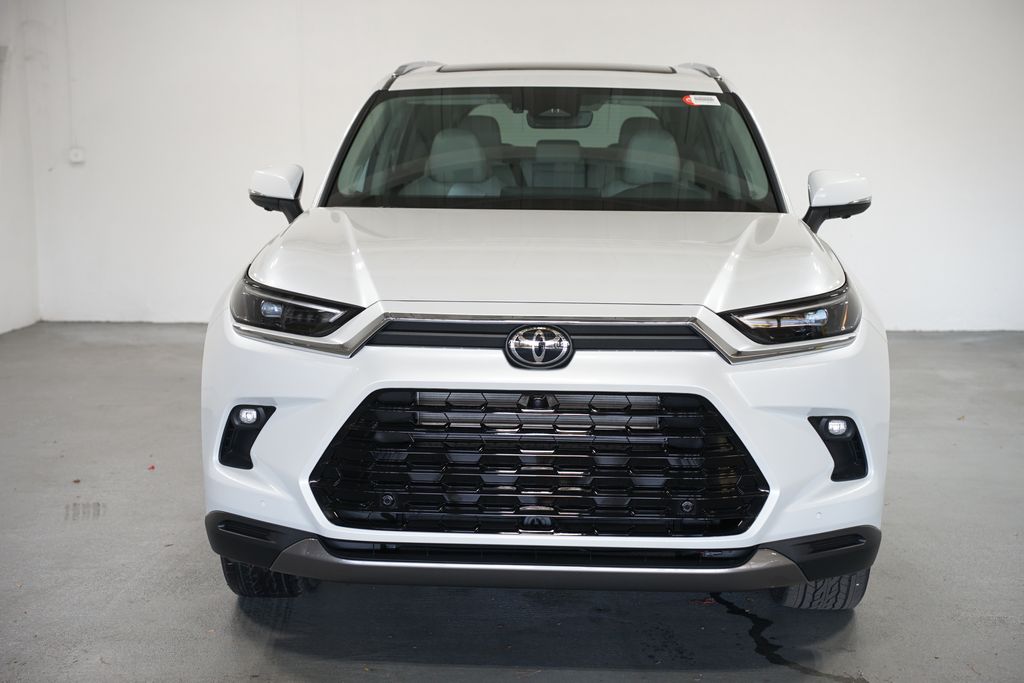 Thumbnail: 2026 Toyota Grand Highlander - 2