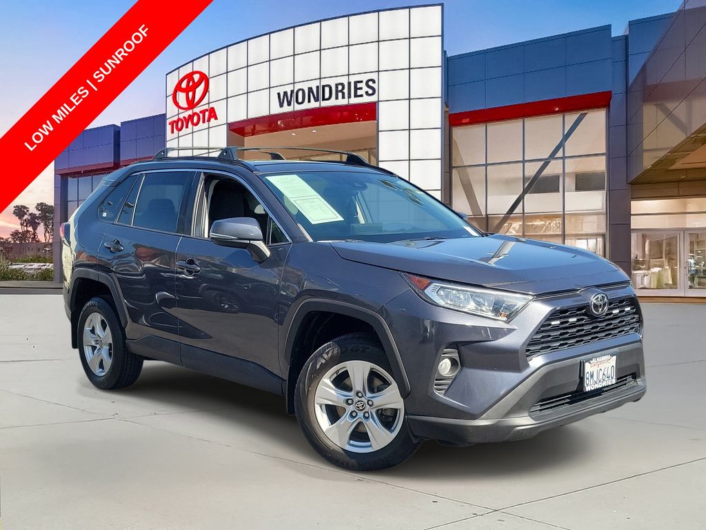 Magnetic Gray Metallic 2019 Toyota RAV4 SUV / Crossover Front-Wheel Drive 8-Speed Automatic