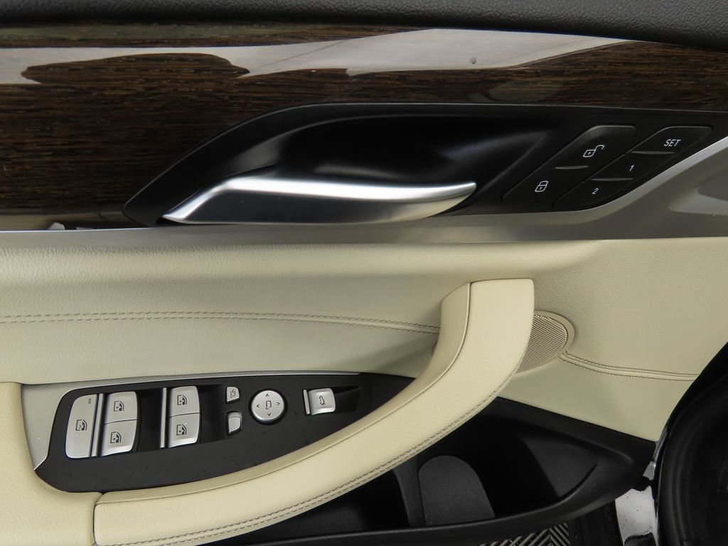 Thumbnail: 2020 BMW X3 - 23