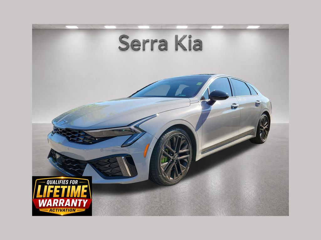 Wolf Gray 2025 Kia K5 Sedan Front-Wheel Drive 8-Speed Dual Clutch