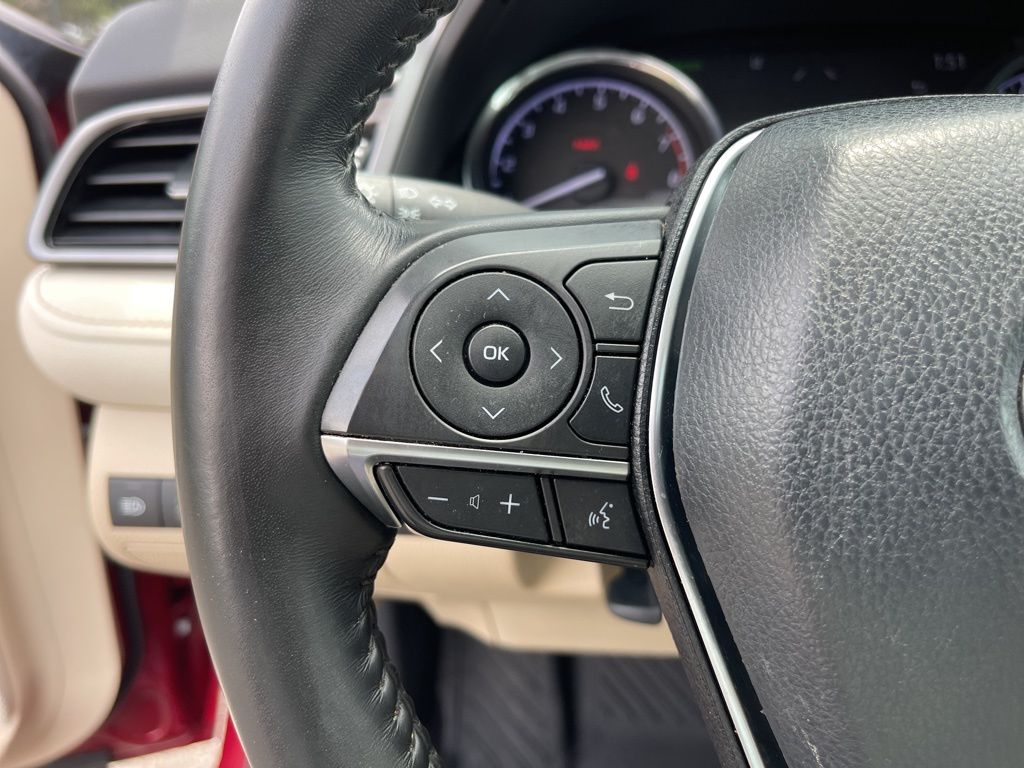 Camry L