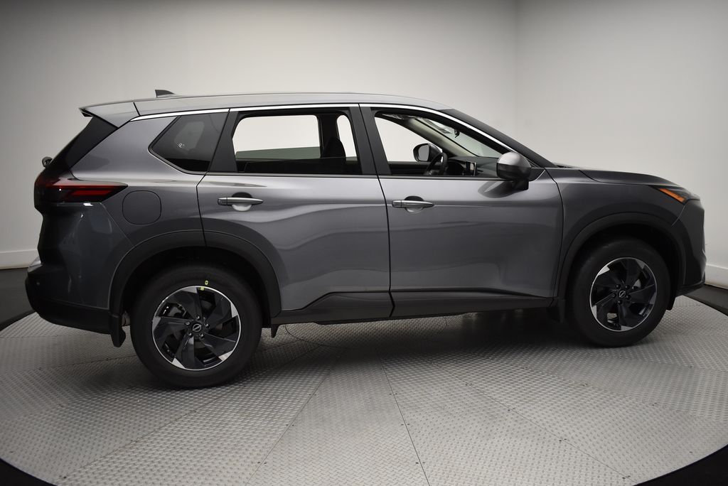 2025 Nissan Rogue SV 4