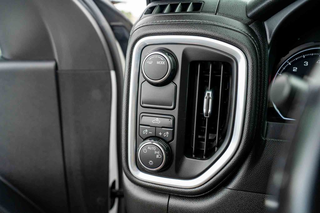 Used Car 2021 Chevrolet Silverado 1500  Lt For Sale Under $30,000 In Austin, Texas