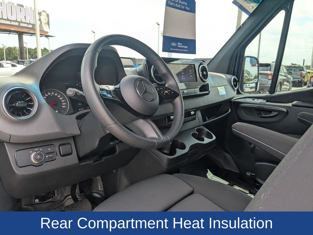 2026 Mercedes-Benz Sprinter 2500 Standard Roof 4-Cyl Diesel HO