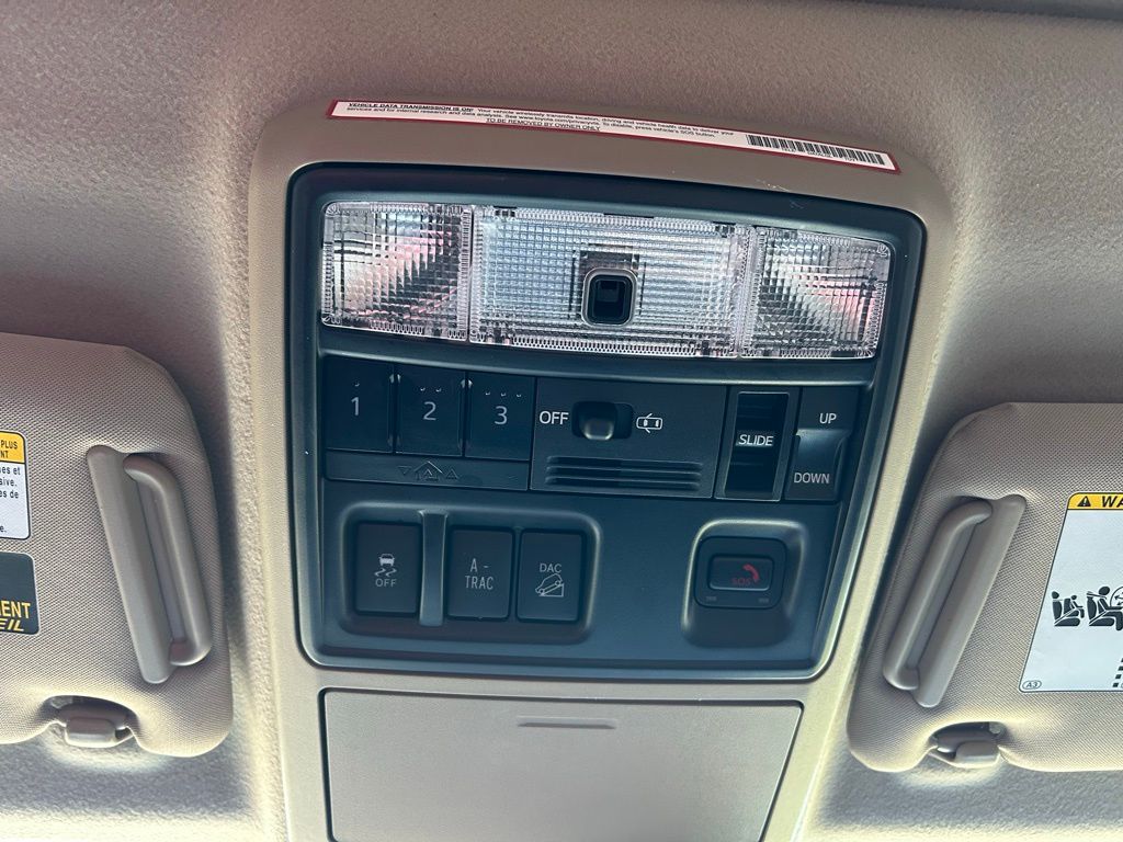 Thumbnail: 2022 Toyota 4Runner - 31