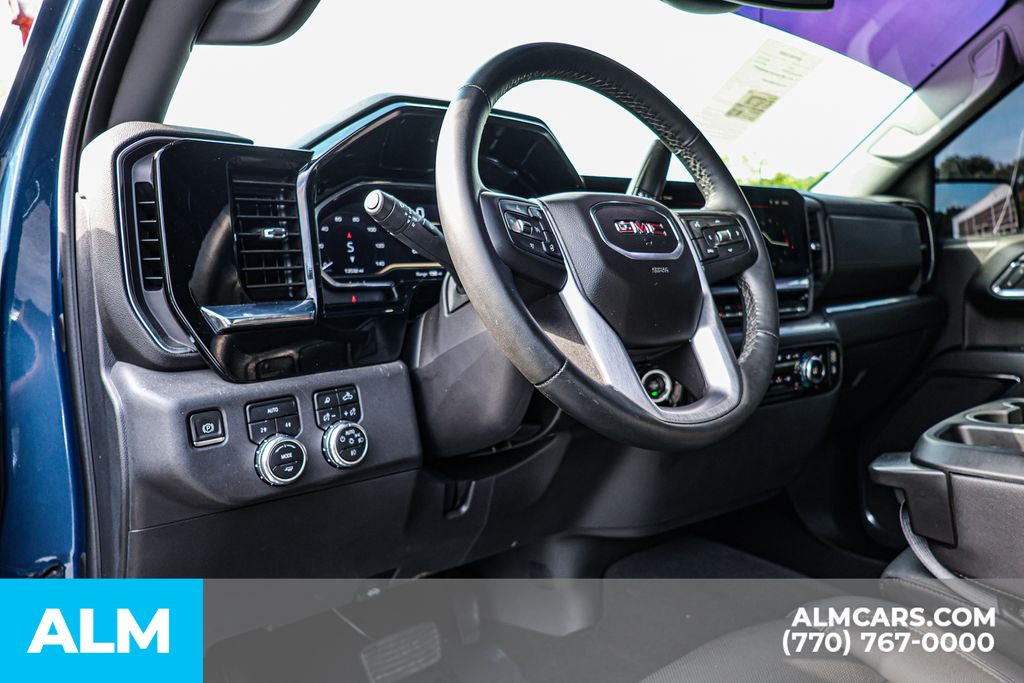 Used 2024 Blue GMC SLT image 24