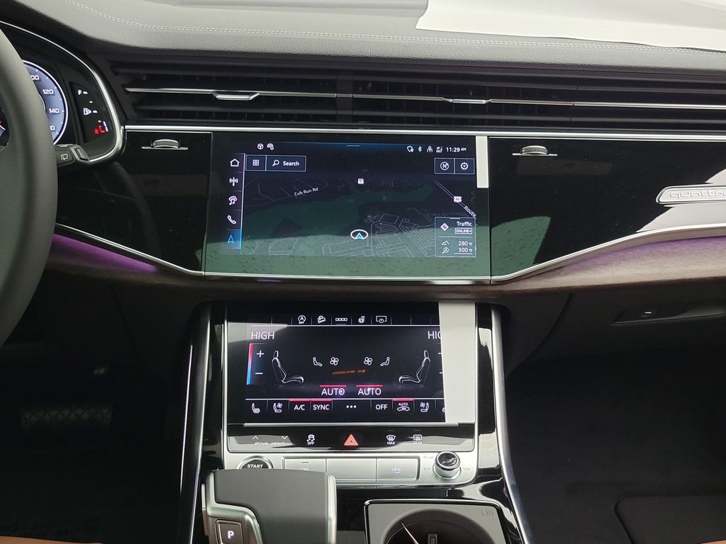 Thumbnail: 2026 Audi Q8 - 21
