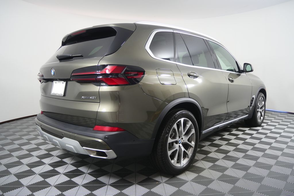 Thumbnail: 2026 BMW X5 - 3