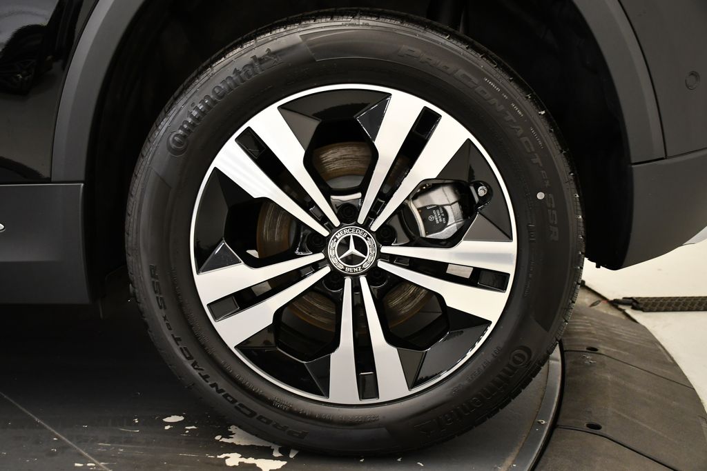 Thumbnail: 2026 Mercedes-Benz GLA - 13